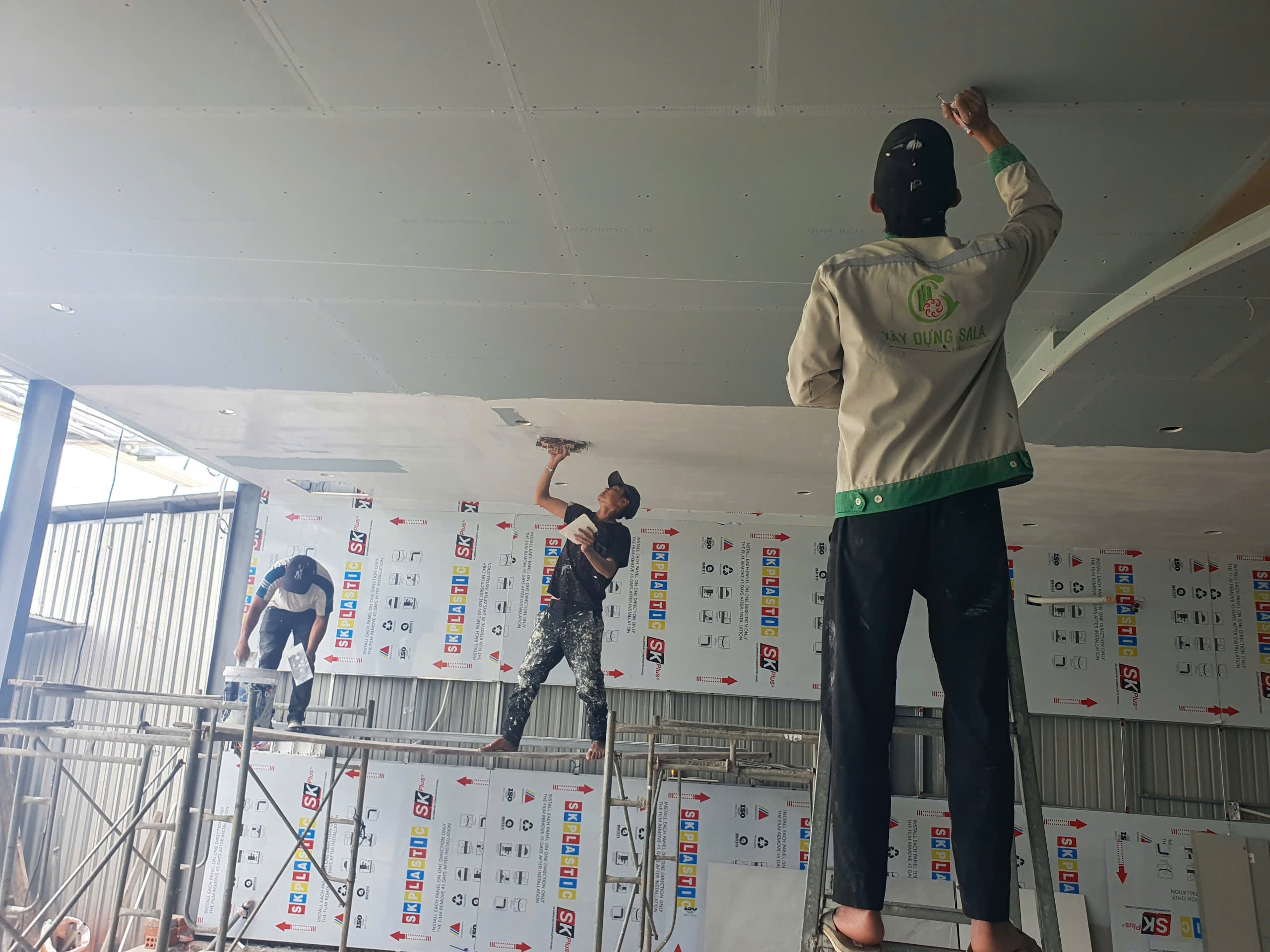 Hướng dẫn lựa chọn đơn vị cải tạo nhà cấp 4 có gác lửng uy tín