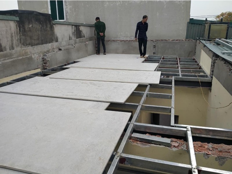 Thi công lắp đặt sàn mái bê tông chưng áp Thi công lắp đặt sàn mái bê tông chưng áp